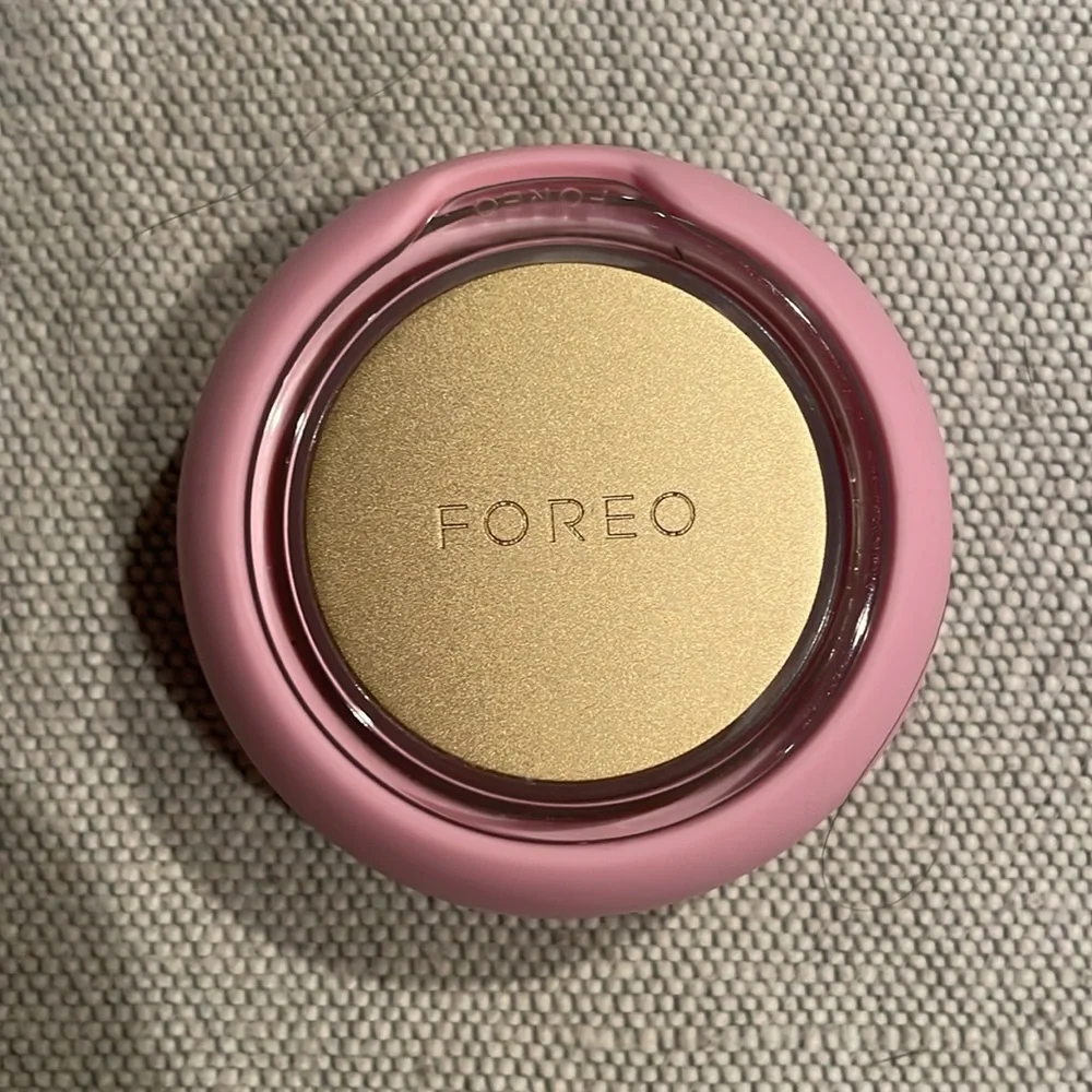 Foreo - Picture 3 of 4